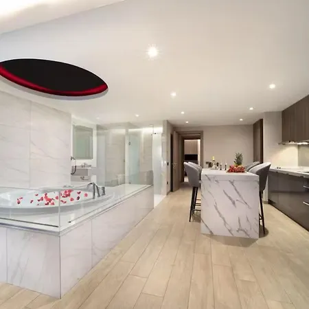 Duomo Love House - Centrale Apartment *